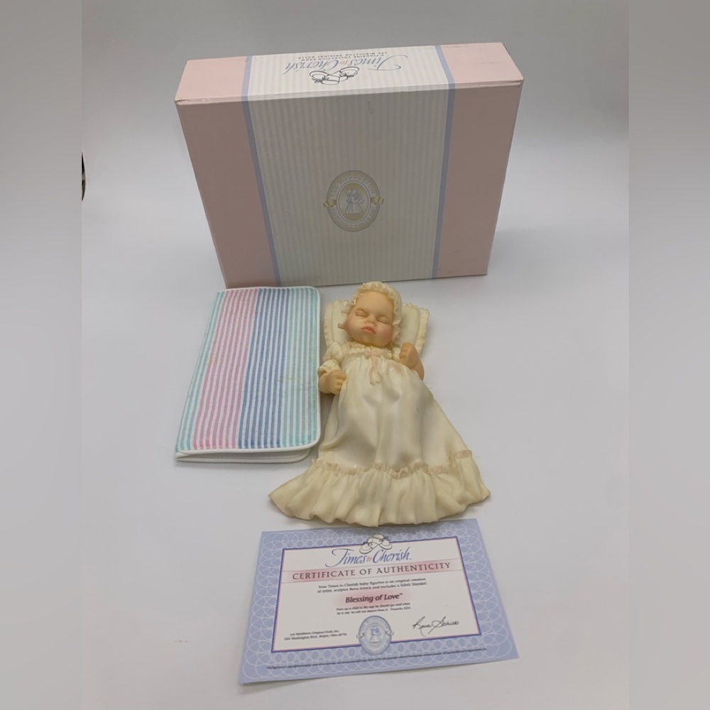 LEE MIDDLETON ORG. Dolls 2000 Blessing Of Love Collection #346 by Reva Schick